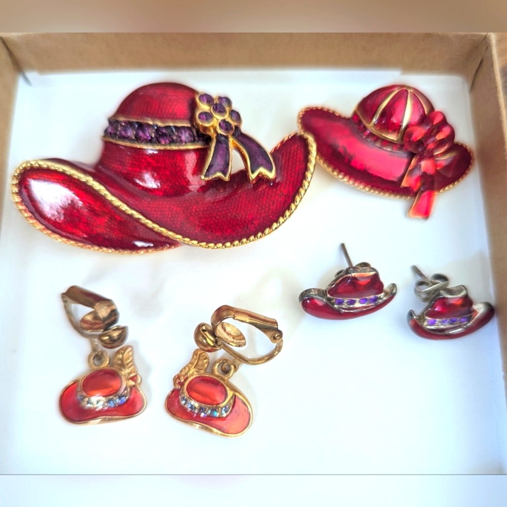 Red Hat Society Lot Of Pins Brooches & Earrings Ladies